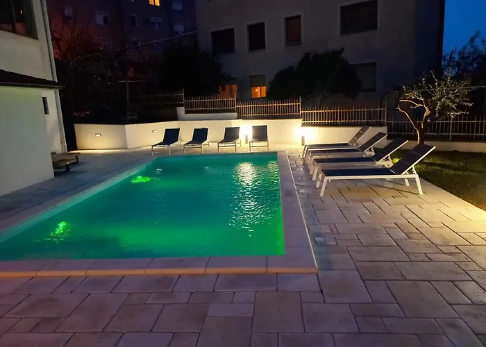 Big Swimming Pool Moonvidal Residence