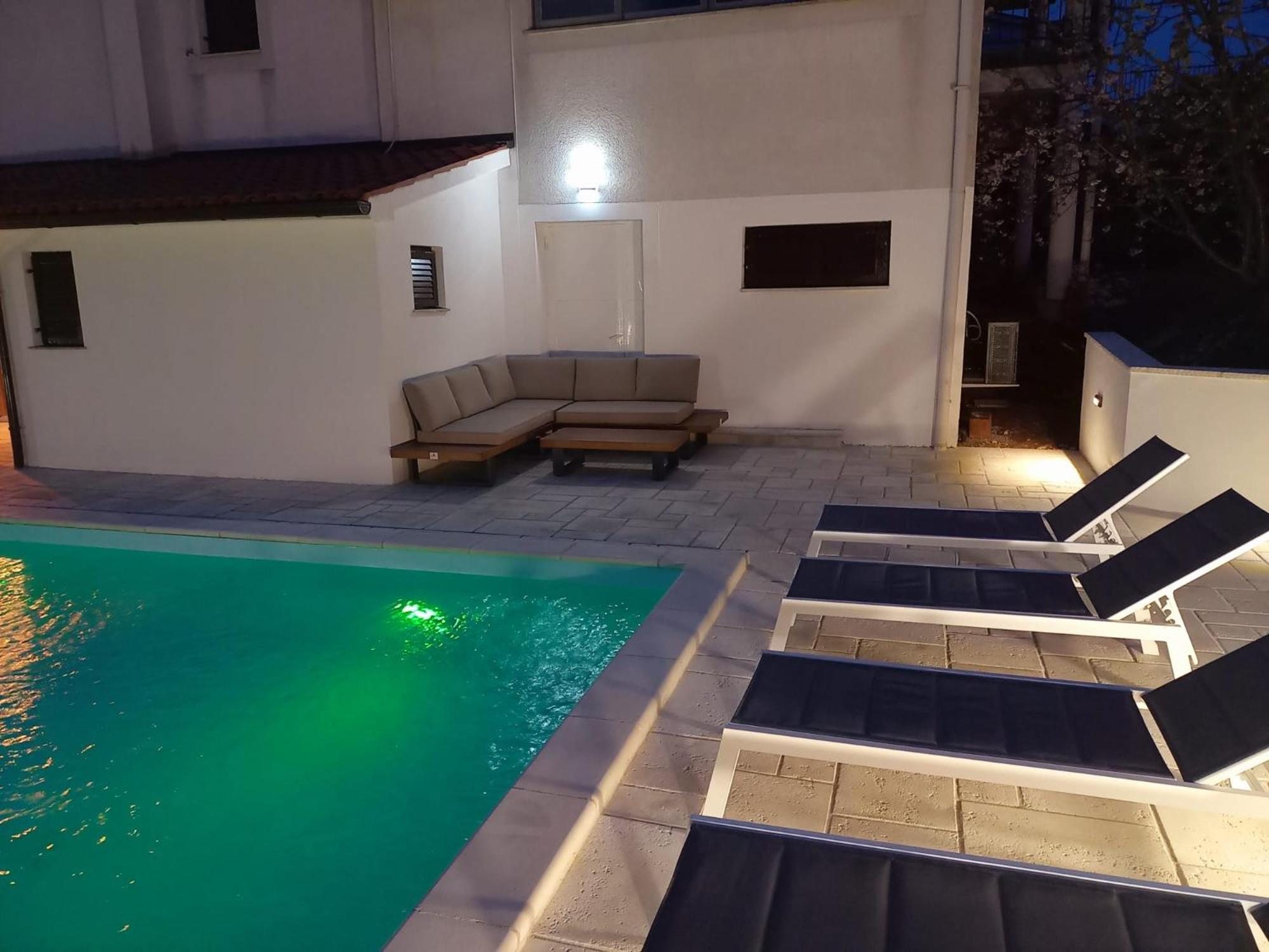 Big Swimming Pool Moonvidal Pula