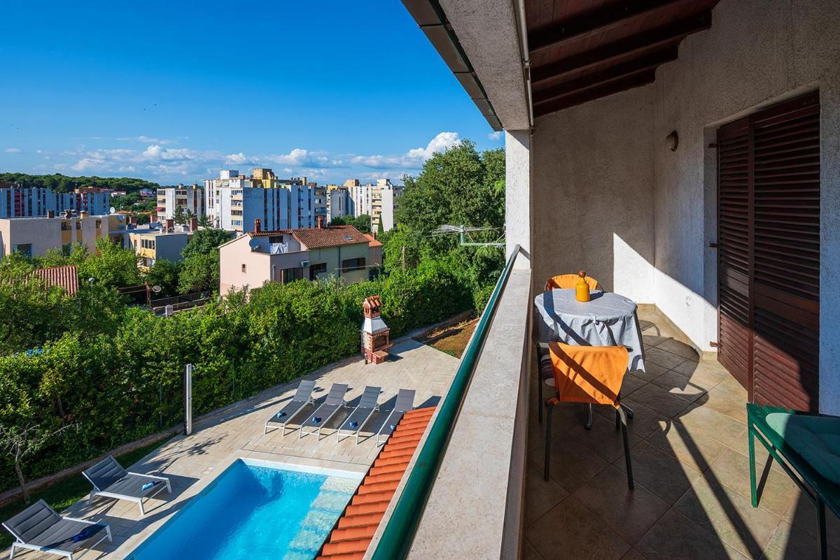 Big Swimming Pool Moonvidal Pula